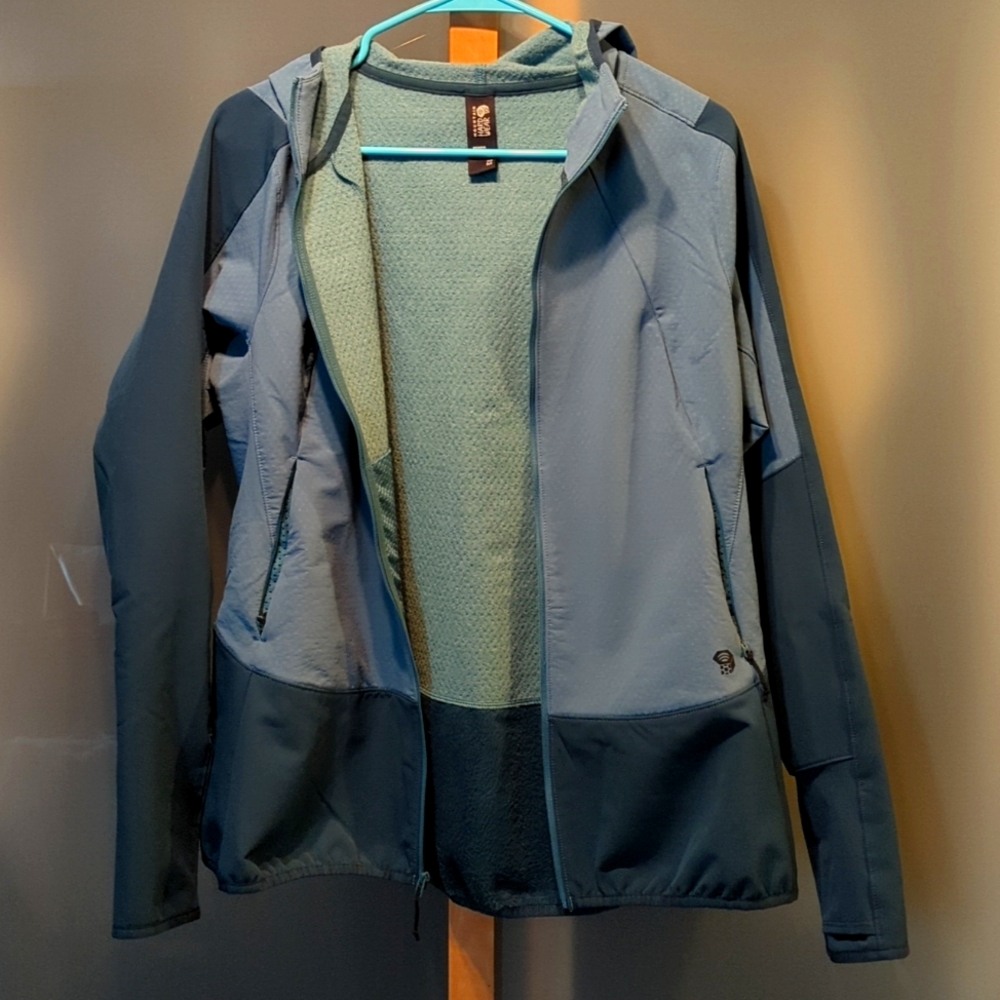 Mountain Hardware Sweatshirt Never Worn